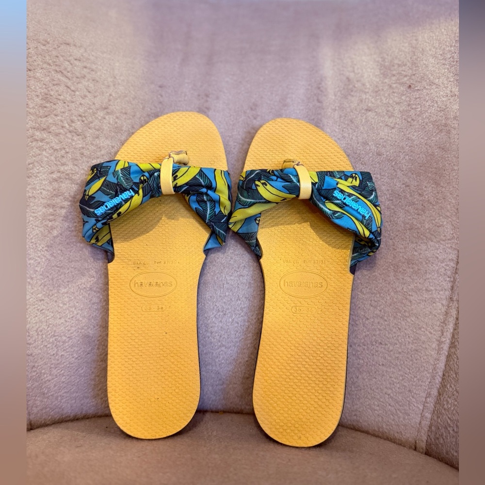 Havaianas Yellow and Blue Women's Sandals